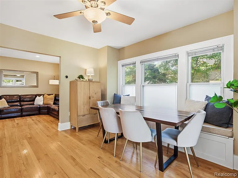 626 Kayser Ave — Photo 10
