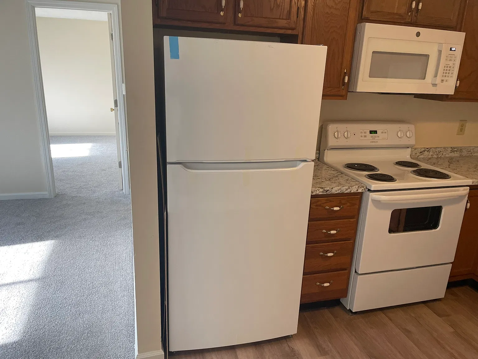 2 bed, 850 sqft, $1,025 — Photo 3