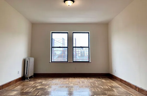 Rented by Compass | media 7