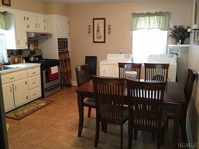 3rd image of 429 Beach Ave Fl 2