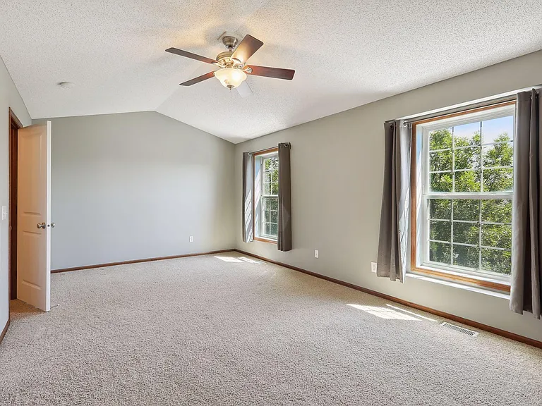 15024 Farnham Ave N — Photo 19