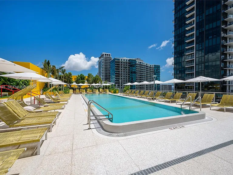 90 NE 32nd 601 Miami #601 — Photo 35