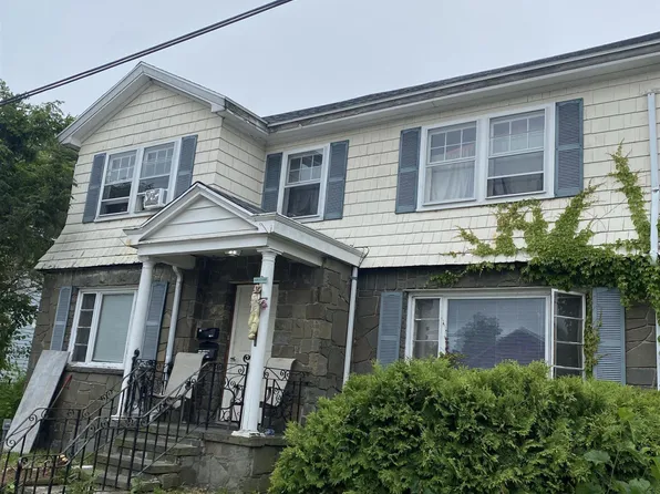 2 Arlington Place, Kingston, NY 12401