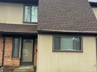 1005 Willow Green Dr, Newport News, VA 23602