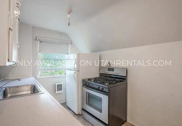 167 N 100th St E #A — Photo 12