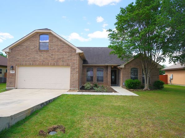15805 Fair Ln