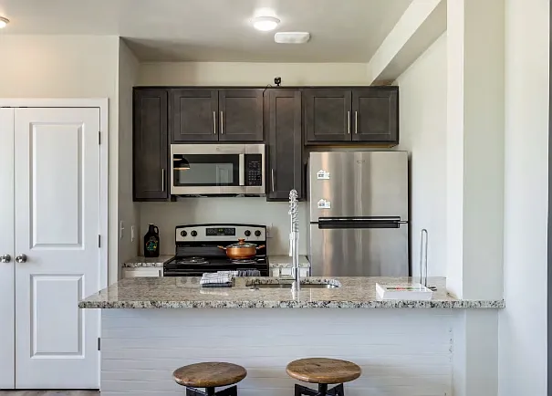 Bethune Lofts — Photo 17