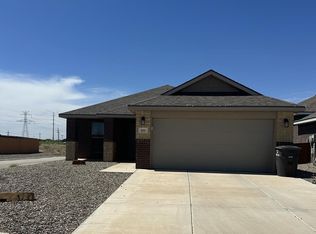 211 Pioneer Cir, Midland, TX 79705
