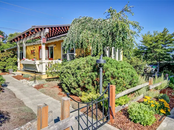 303 Castellano Way, Port Townsend, WA 98368