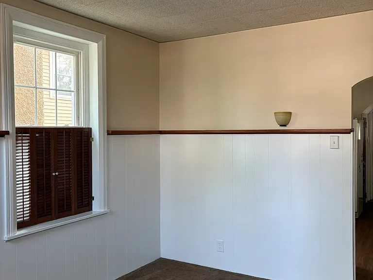 41 S Main St — Photo 3