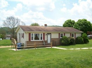 834 Midnight Dr, Chilhowie, VA 24319