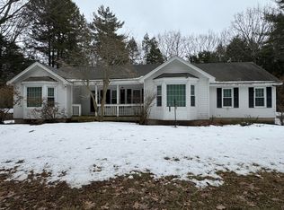7 Enchanted Ln, Westbrook, ME 04092
