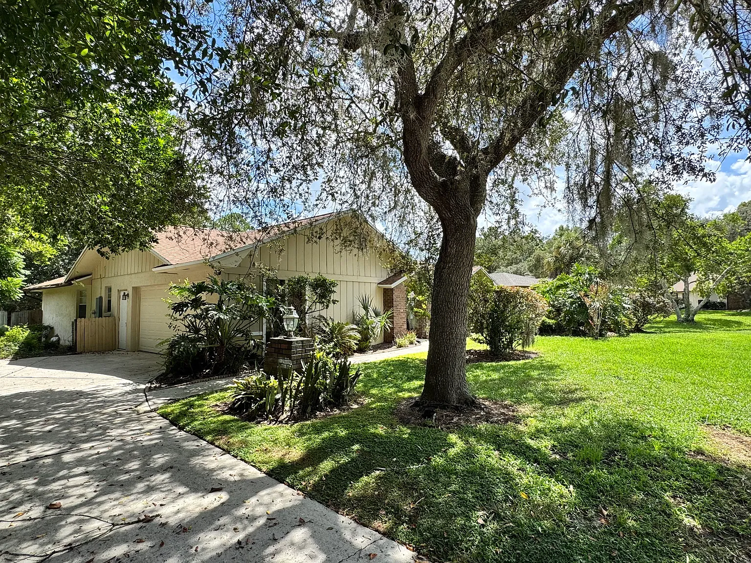 W Hornbeam Dr, Longwood — Photo 4