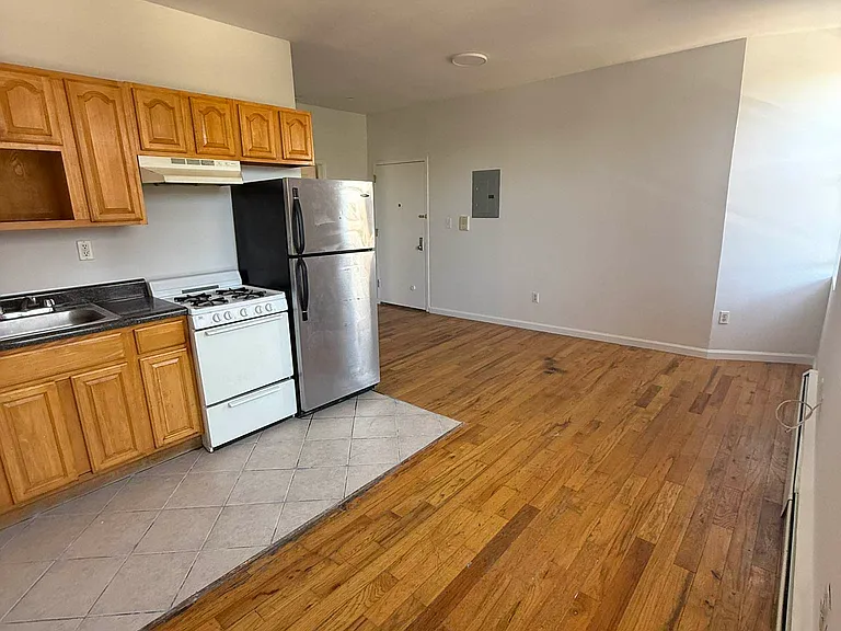 2110 Fulton St #3A — Photo 6