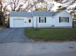 20 Edge St, West Warwick, RI 02893