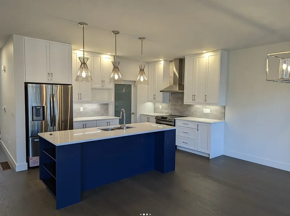 4 bed, 3.5 bath, 2800 sqft, $4,500 — Photo 4