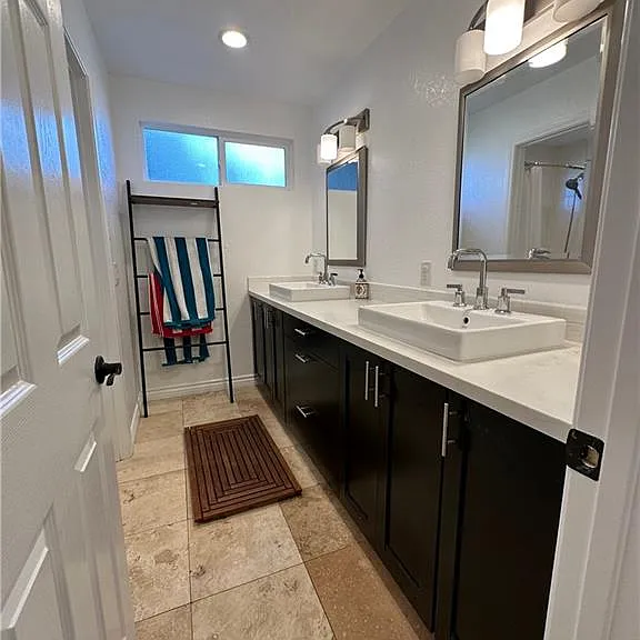 22867 Cove View St #C — Photo 7