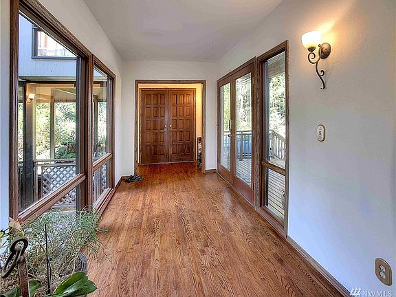 2nd image of 1816 Weatherswood Dr NW