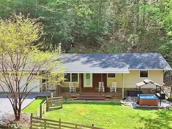 3528 Lost Branch Rd