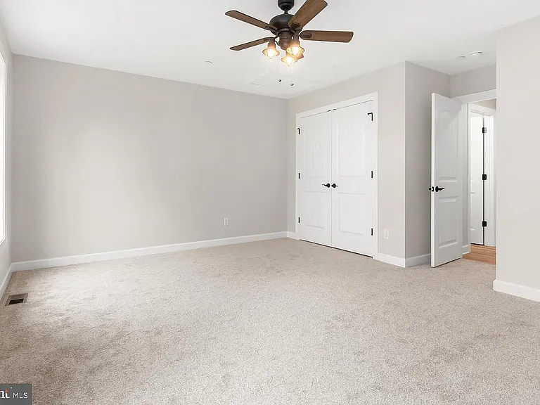 1205 Broad Leaf Ct — Photo 8