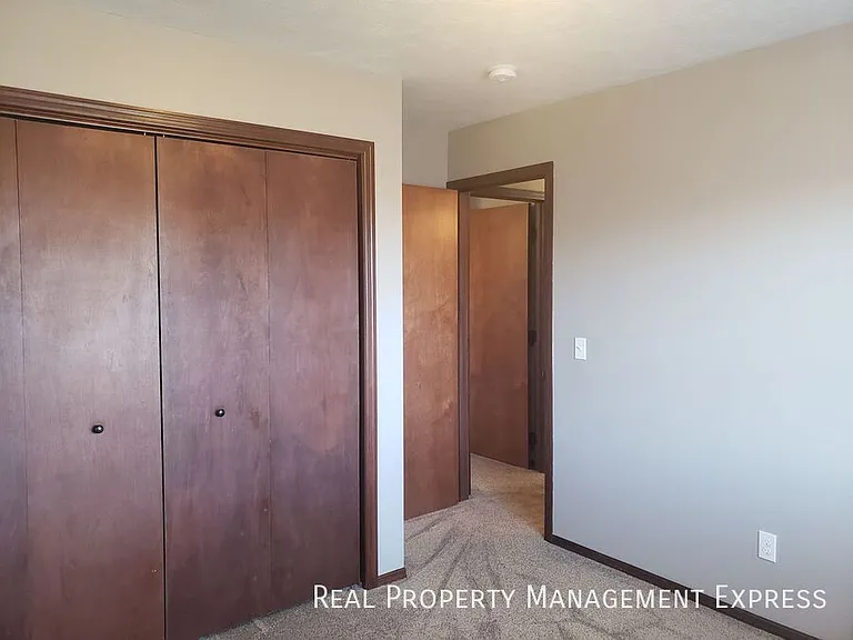 4600 S Wassom Ave — Photo 6