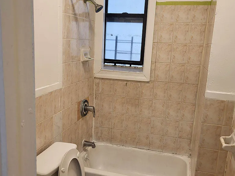 1098 Eastern Pkwy #3 — Photo 3