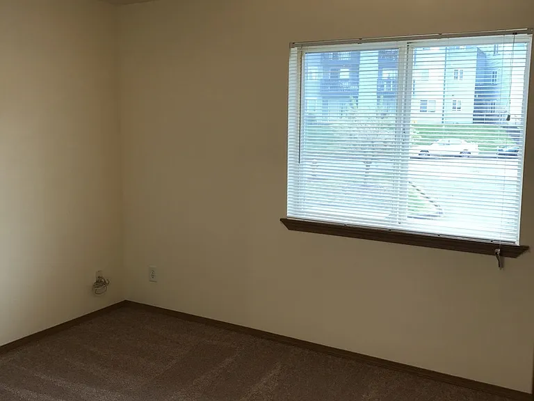 801 Hawthorne St #1-4 — Photo 7