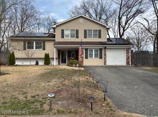 9 Brunswick Cir, Howell, NJ 07731