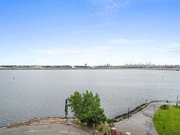 5th image of 109-09 15th Ave Penthouse S9