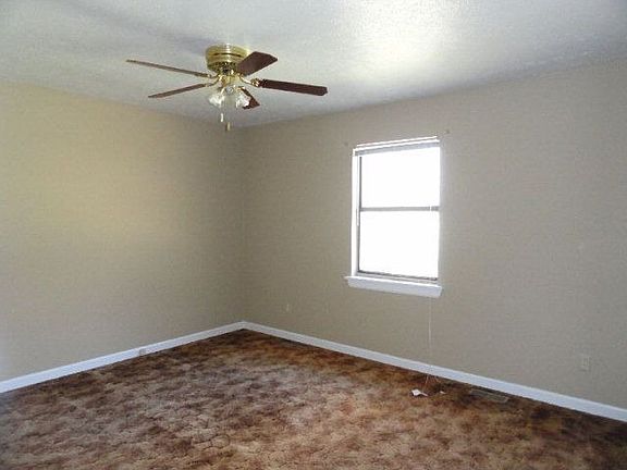 4th image of 3390 Dietz Dr
