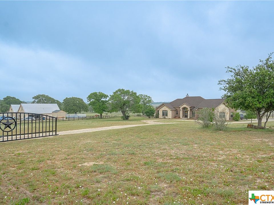 712 Lake Valley Dr, La Vernia, TX 78121 Zillow