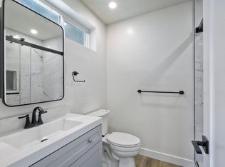 162 Terracina Way UNIT C, Vista, CA 92083