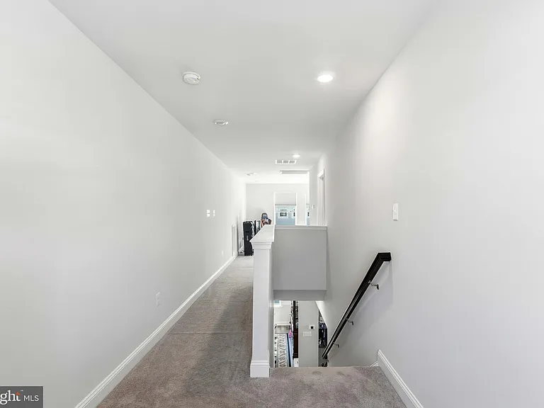 31314 Burke Ct — Photo 11