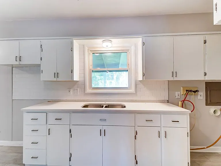 4423 Faraday Ct — Photo 11