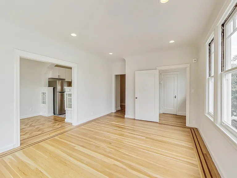 3101 Scott St #101 — Photo 6