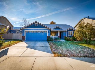 2459 W Crenshaw St, Kuna, ID 83634