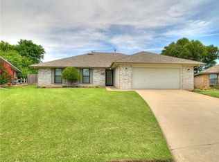 1724 Oriole Ct, Norman, OK 73071