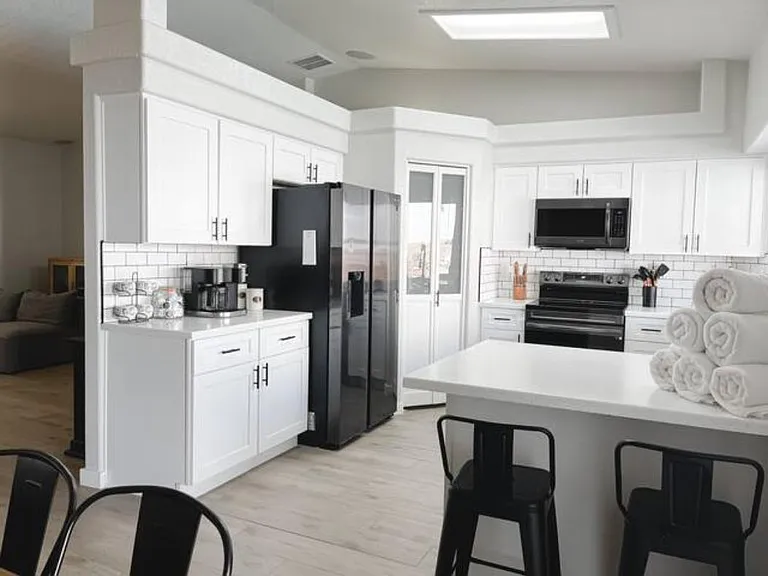 3480 Regal Ln — Photo 8