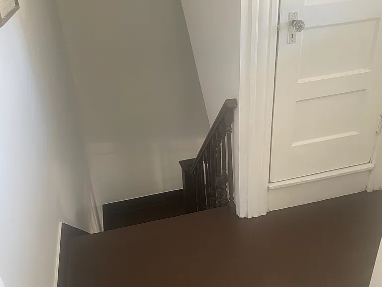 26 Ashley St #1 — Photo 9