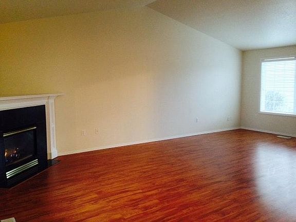 3rd image of 3317 NE 148th Ave