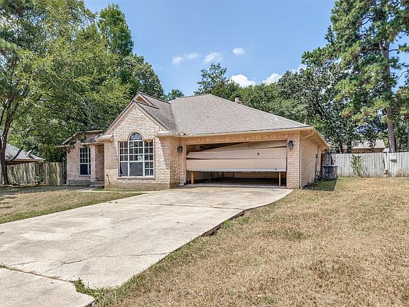 2nd image of 221 Tupelo Ln