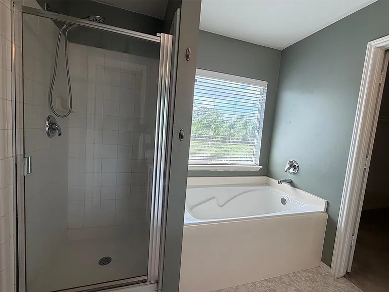 9011 Canton Park Ln — Photo 22