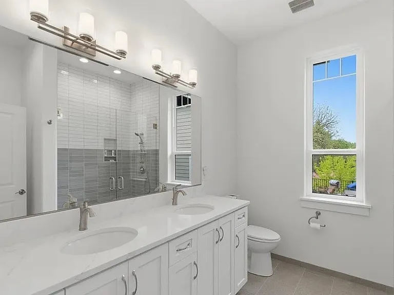 2799 NW Romancier Dr — Photo 17
