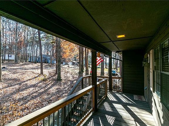 5th image of 325 Firecrest Ln