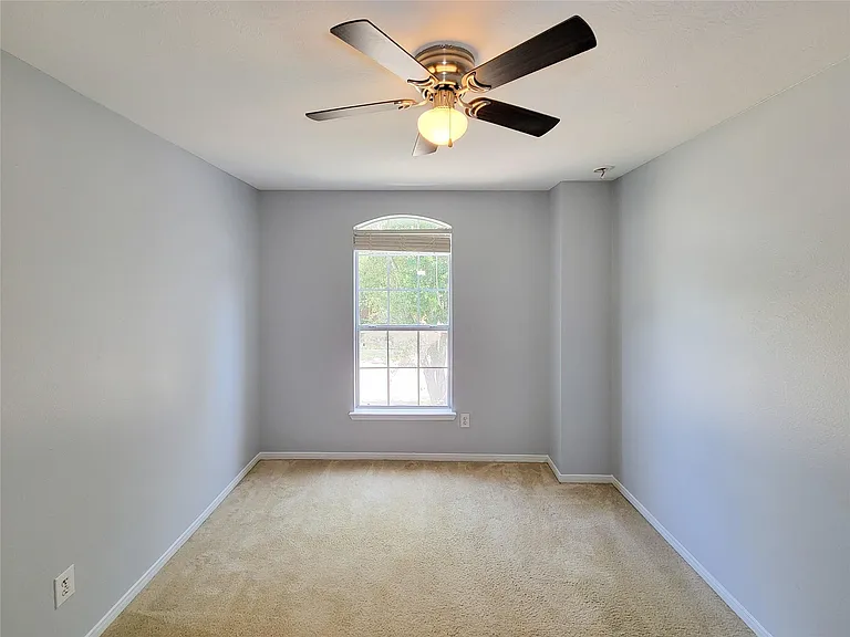 7506 Boxwood Ridge Ln — Photo 23