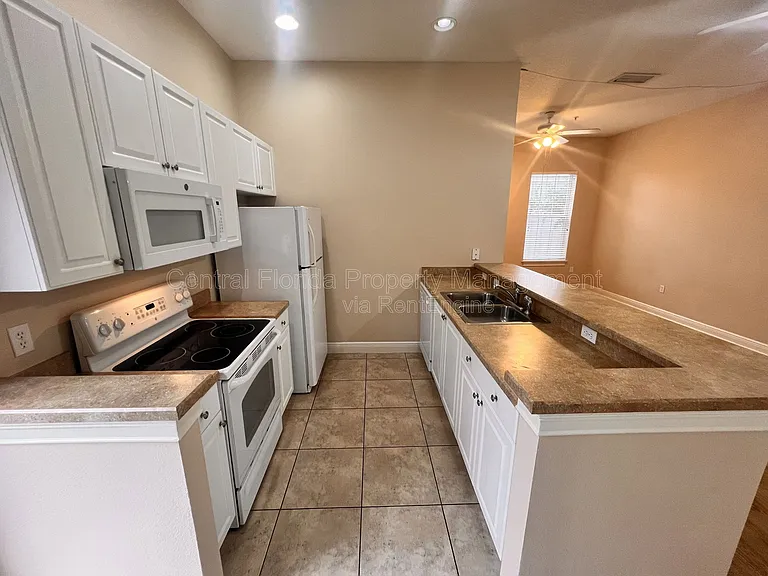 1519 Lake Baldwin Ln #C — Photo 4