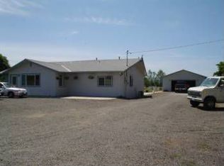 6969 Lakeview Dr, Medford, OR 97502