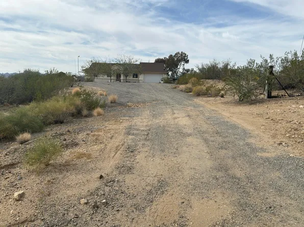 3661 N Avra Rd, Golden Valley, AZ 86413