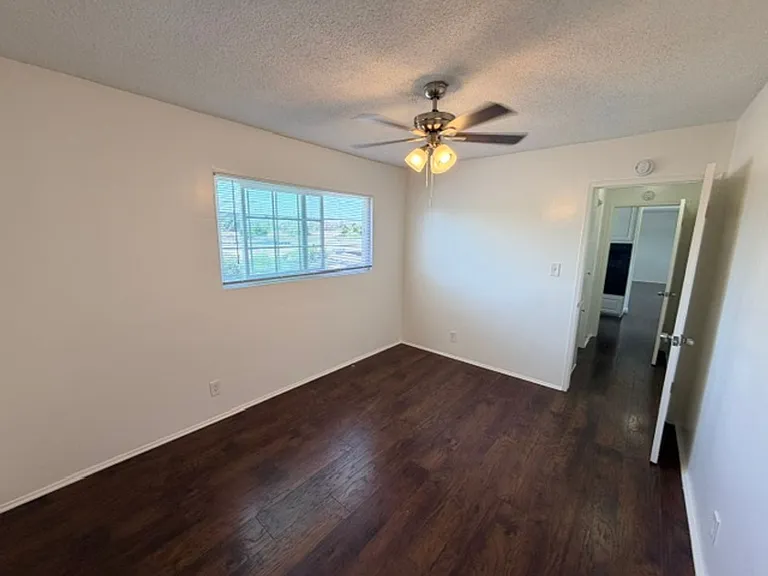 6351 Linden Ave — Photo 13