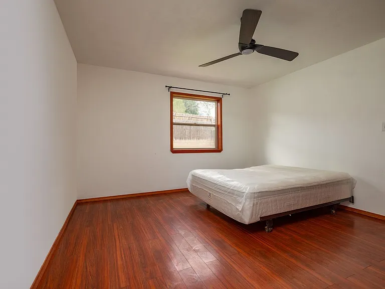 2911 Avenida Alamosa — Photo 13
